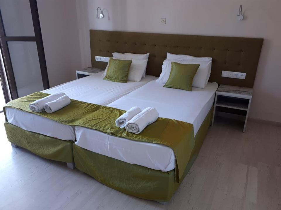 Aparthotel Blue Waves Corfu Kávos Zewnętrze zdjęcie
