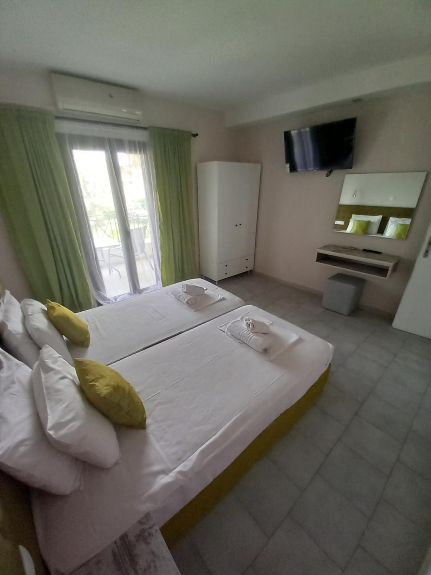 Aparthotel Blue Waves Corfu Kávos Zewnętrze zdjęcie
